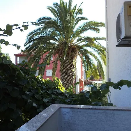 Ivana Apartman Biograd Na Moru