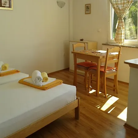 Apartman Ivana Biograd Na Moru