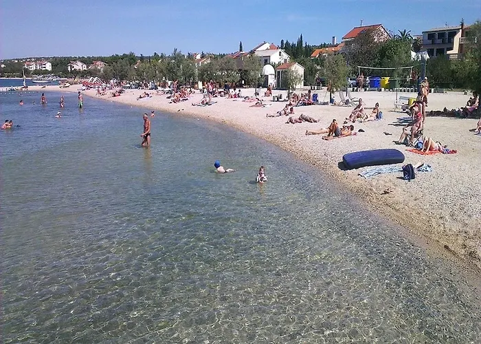 Ivana Biograd Na Moru